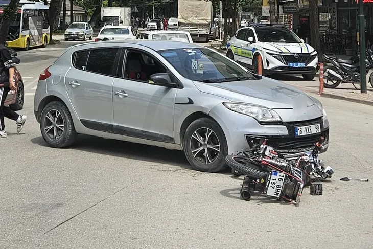 Otomobille motosiklet çarpıştı: 1 yaralı